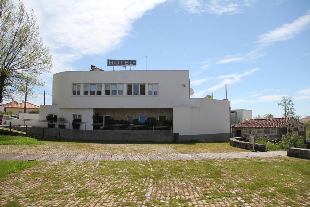 Hotel A Ponte Viana do Castelo Exterior photo