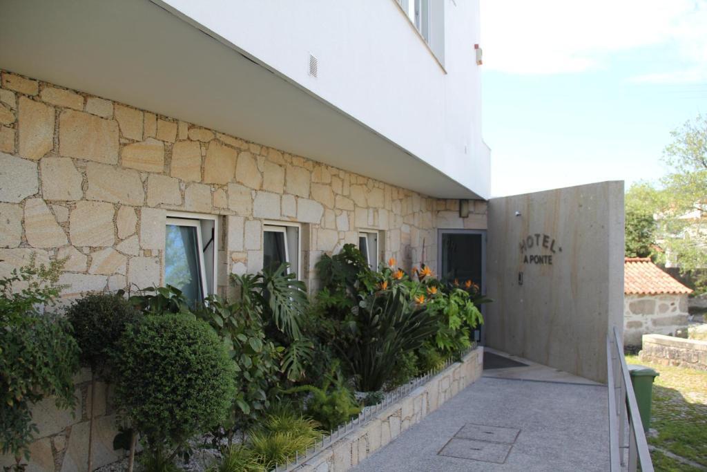 Hotel A Ponte Viana do Castelo Exterior photo